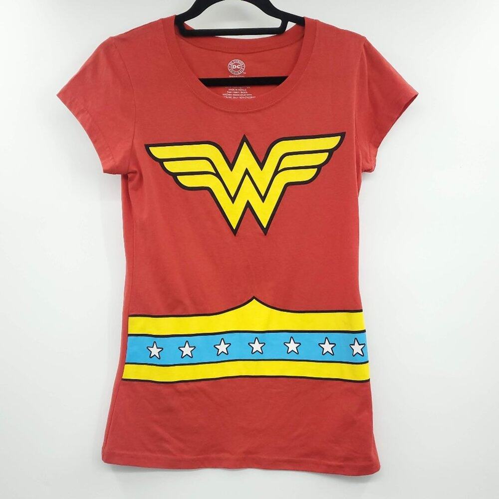 DC Comics Wonder Woman Crew Neck Graphic T Shirt Junior Large